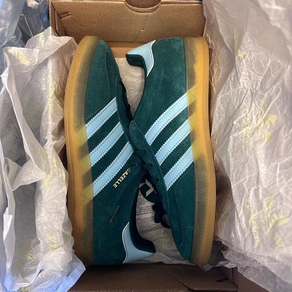 Collegiate green adidas gazelles. Bought the wrong pair on stockx & cant return